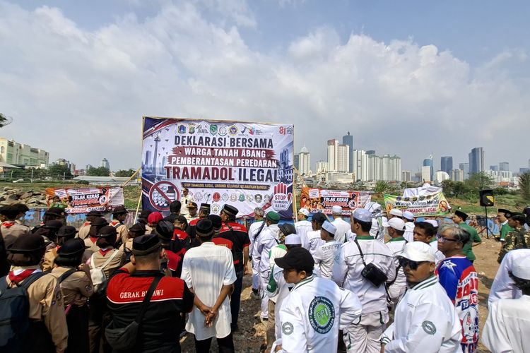 Warga Kecam Maraknya Peredaran Tramadol di Tanah Abang, 