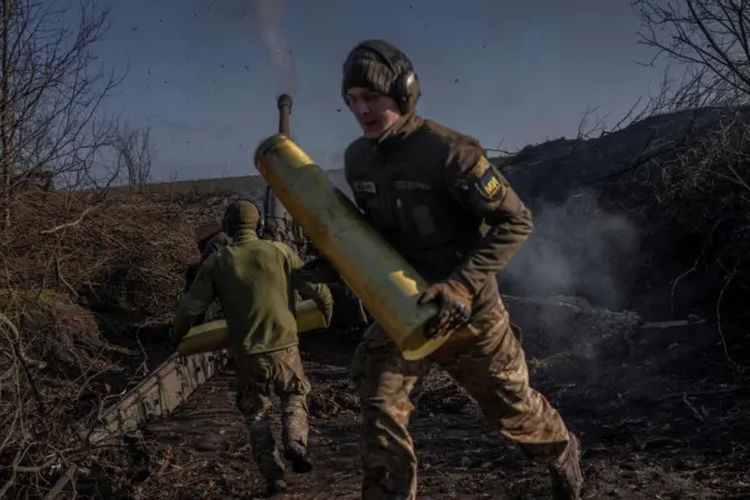 AS menuduh Rusia menggunakan senjata kimia di Ukraina.