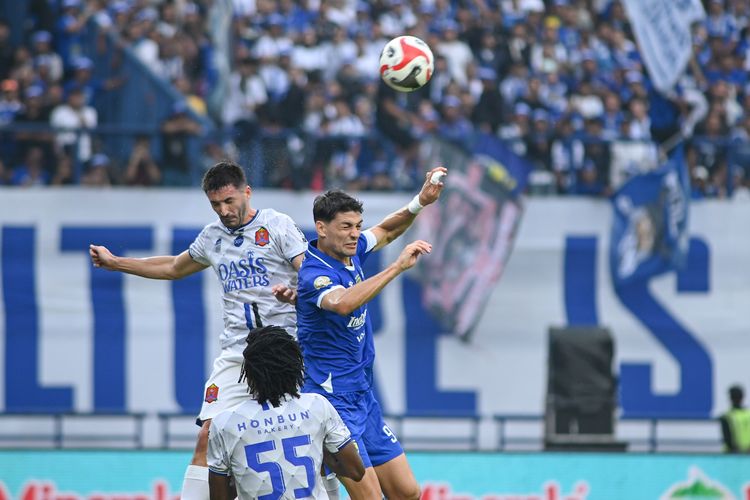 Momen Federico Barba pada laga Persib Bandung vs Persijap Jepara di Stadion Gelora Bandung Lautan Api, Sabtu (23/5/2026) sore WIB.