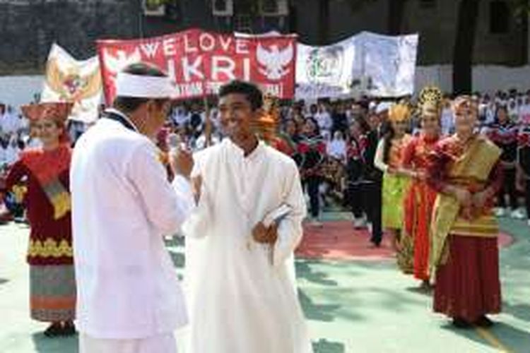 Keberagaman menjadi soal penting yang diajarkan sejak dini kepada anak-anak di Purwakarta, Jawa Barat. Dengan cara itulah anak-anak terbiasa dan bisa menerima perbedaan sebagai hal yang indah di masa depan.