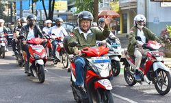 Sosialisasikan Penggunaan Motor Listrik, Menteri ESDM Pimpin Konvoi 200 Motor Listrik di Bandung