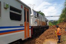 Kereta Pangrango Batal Berangkat karena Longsor, 1.115 Penumpang Refund Tiket