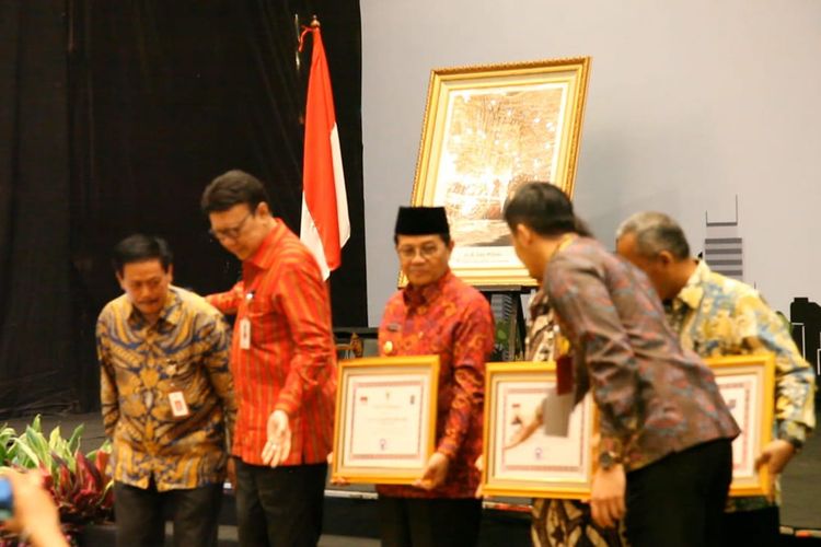 Penghargaan bagi pegiat kepustakaan dalam Rakornas Bidang Perpustakaan pada 14-16 Maret 2019 di Jakarta.