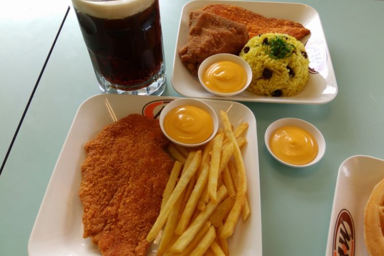 Varian american chicken tender di A&W Restaurants.