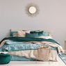 Agar Bikin Betah dan Relaks, Ikuti Padu Padan Furnitur di Kamar Tidur