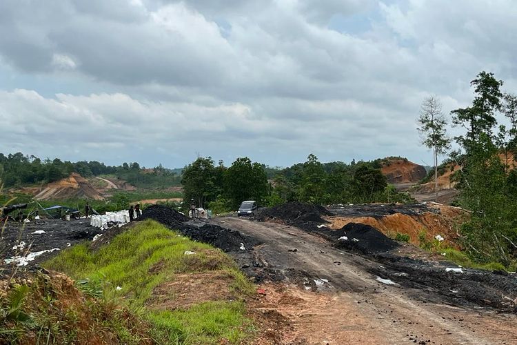 Kawasan yang diduga tambang ilegak di Sambodja, Kutai Kertanegara, Kalimantan Timur. 