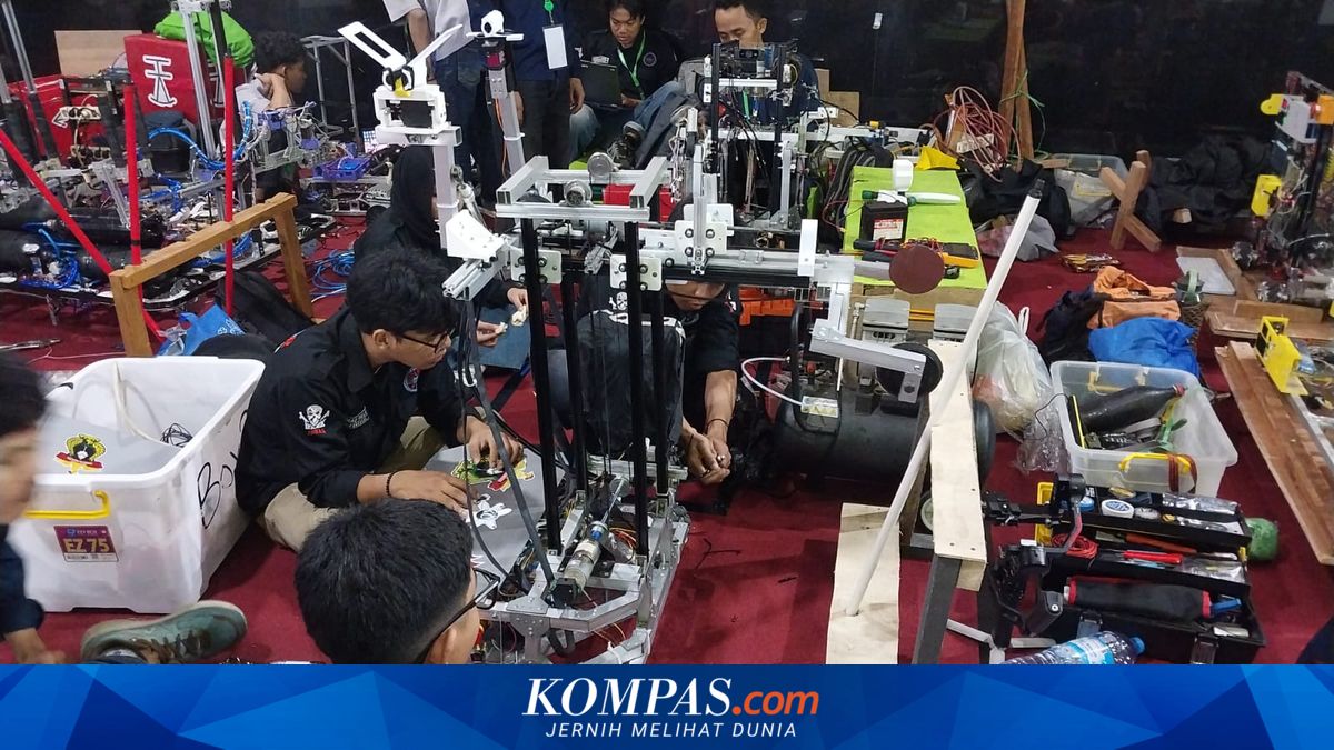 28 Kampus Bertarung di Universitas Jember, Juara Akan Wakili Indonesia ke Kontes Robot Asia