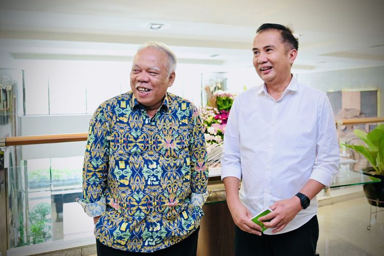 Menteri PUPR Basuki Hadimuljono saat melakukan pertemuan dengan Penjabat (Pj) Gubernur Provinsi Jawa Barat Bey Triadi Machmudin di Kantor Kementerian PUPR, Jakarta, Rabu (28/2/2024).