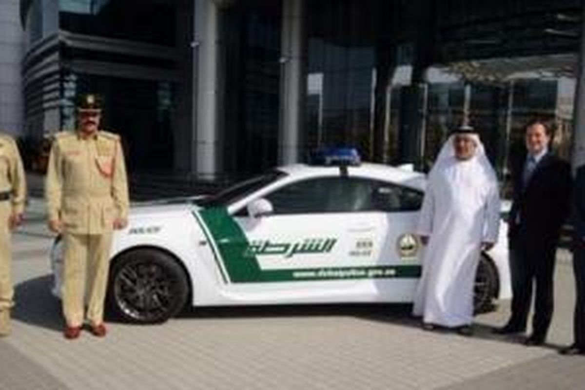 Lexus RC F jadi mobil patroli Polisi Dubai