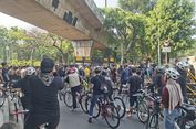Mengayuh ke Istana: 3 Hari Gowes Bandung-Jakarta demi Tuntut Karhutla Jadi Bencana Nasional