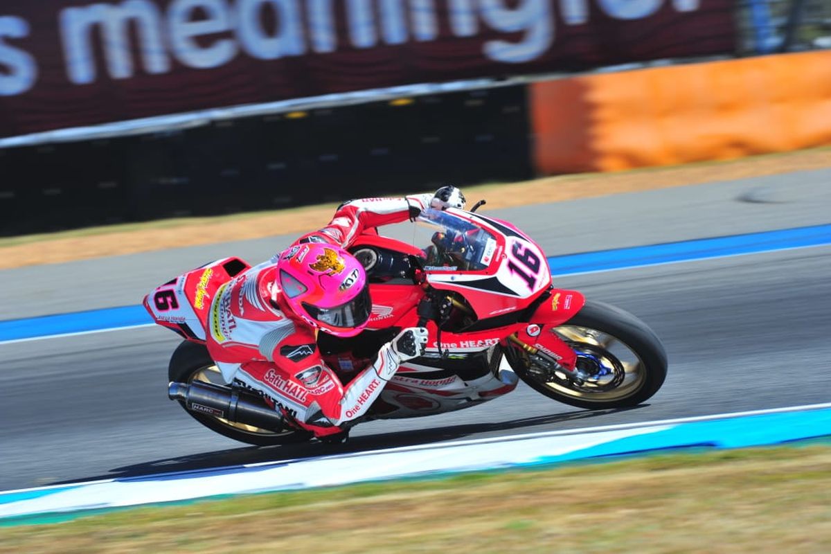 Pebalap Astra Honda Racing Team (AHRT), Irfan Ardiansyah, berpeluang meraih gelar juara Asia Road Racing Championship (ARRC) 2019 kelas Asia Production (AP) 250.