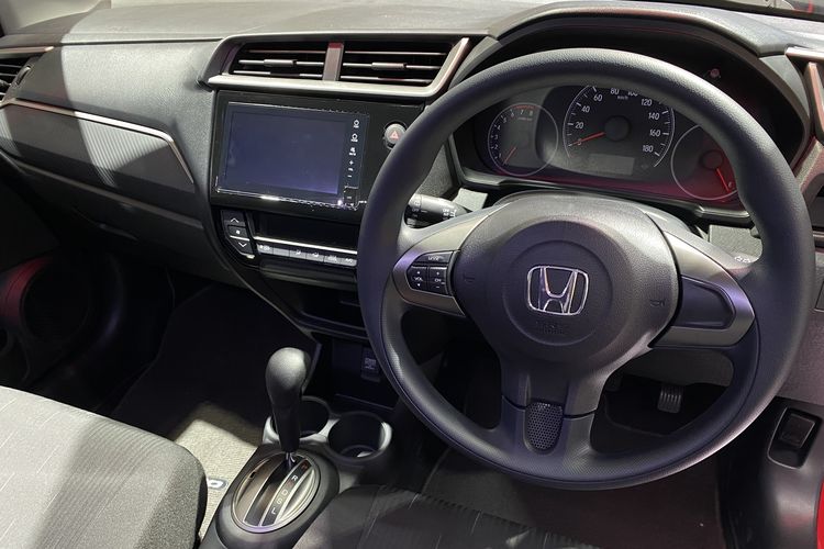 Interior Honda Brio Satya