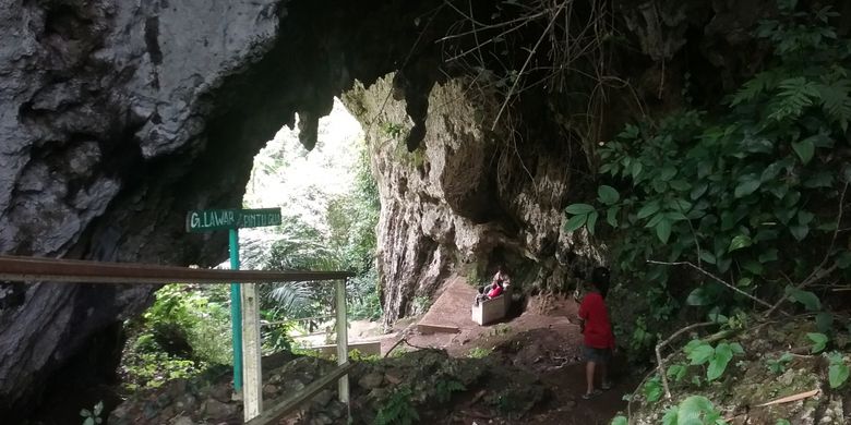 Tempat wisata Goa Kiskendo di Kendal, Jawa Tengah, Sabtu (10/3/2018).