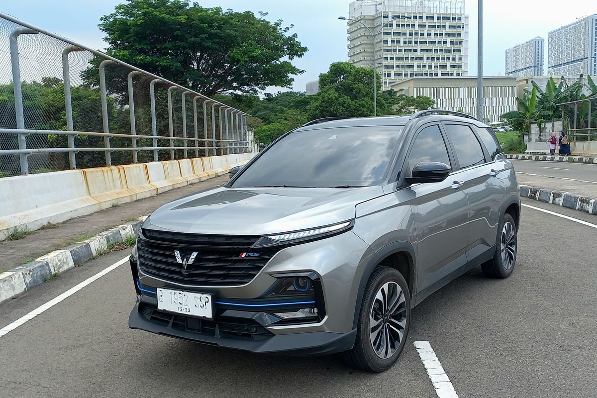 Wuling Almaz Hybrid