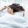 6 Manfaat Tidur Terlentang yang Jarang Diketahui