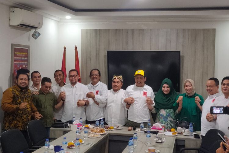 DPP Projo menerima silaturahim gabungan relawan Sandiaga Uno di Kantor DPP Projo, kawasan Pancoran, Jakarta Selatan, Selasa (8/8/2023).
