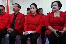 Jokowi Anggap Cium Tangan Mega sebagai Kewajiban