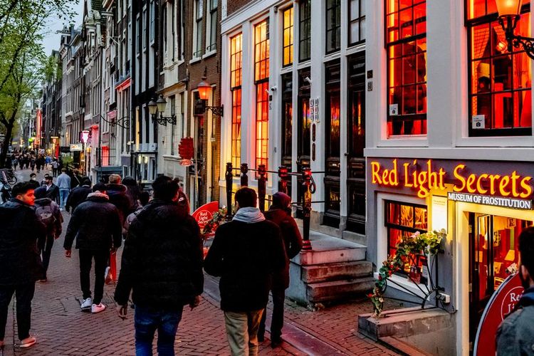 Kawasan distrik lampu merah di Amsterdam.
