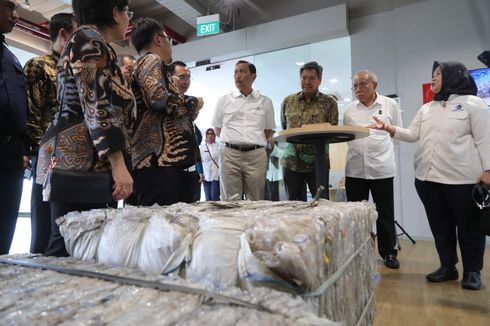 Luhut: Sampah di Jakarta Hampir 8.000 Ton Per Hari, tapi Daya Tampung Bantargebang Cuma 2.000 Ton 