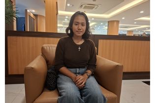 Kisah Ines, Tempuh Perjalanan dari Papua ke Surabaya agar Bisa Ikut UTBK 2025
