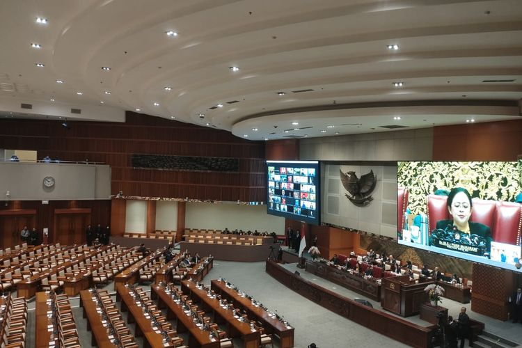 Suasana Rapat Paripurna DPR ke-27 Masa Persidangan V Tahun Sidang 2022-2023 di Gedung DPR, Senayan, Jakarta, Selasa (20/6/2023). 