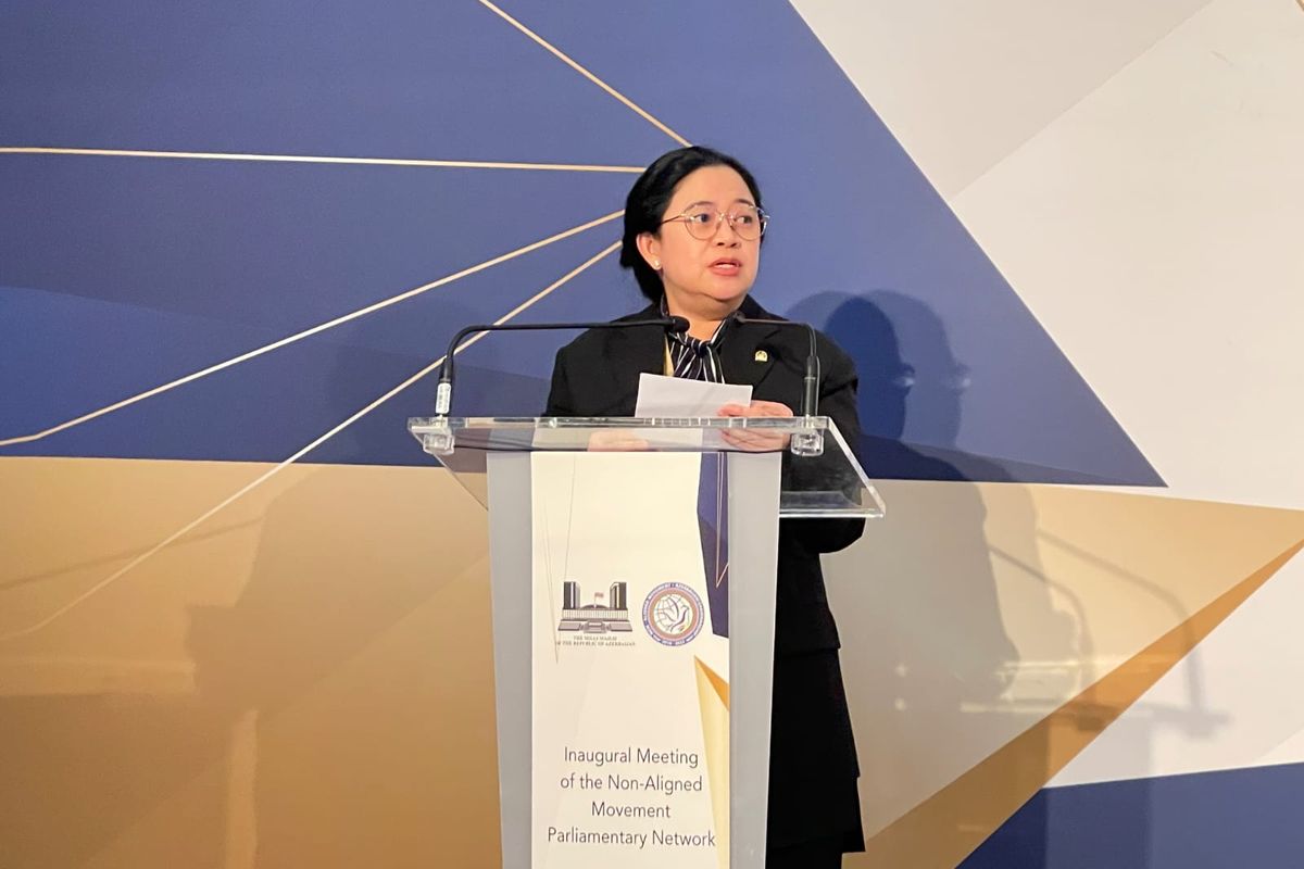 Ketua Dewan Perwakilan Rakyat (DPR) Republik Indonesia (RI) Puan Maharani saat berbicara dalam inagurasi pembentukan Parliamentary Network of Non-Aligned Movement (NAM) atau GNB yang digelar di Hotel Riu Plaza Espana, Madrid, Spanyol, Minggu (28/11/2021).
