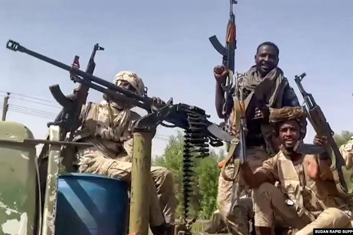 Kelompok paramiliter Sudan yang dikenal dengan sebutan Rapid Support Forces (RSF), alias Pasukan Dukungan Cepat.