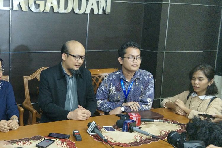 Penyidik senior Komisi Pemberantasan Korupsi (KPK) Novel Baswedan memenuhi panggilan Komisi Nasional Hak Azasi Manusia (Komnas HAM), Salasa (13/3/2018).