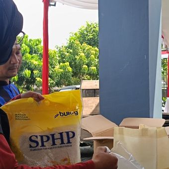 Ilustrasi beras SPHP.