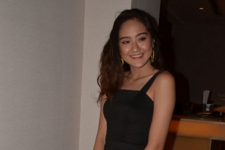 Salshabilla Adriani dalam wawancara di sela press screening film Ghost di XXI Epicentrum, Jakarta Selatan, Senin (22/1/2018) malam.