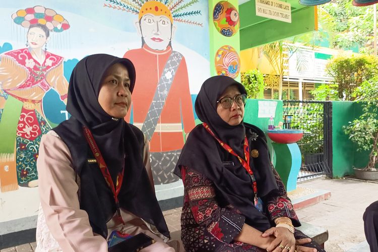 Kenang Sosok Bu Guru Nurlela, SDN 11 Pulogebang Gelar Doa Bersama Sebelum Belajar