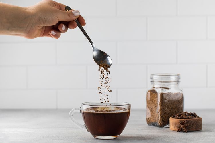 Manfaat kopi hitam tanpa gula bisa didapatkan ketika dikonsumsi secara teratur.