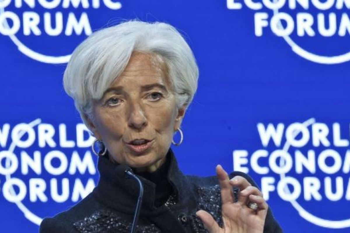 Direktur IMF Christine Lagarde saat berbicara dalam Forum Ekonomi Dunia di Davos, Swiss, Sabtu (23/1/2016).