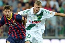 Messi Selamatkan Barca, Neymar Lakoni Debut 
