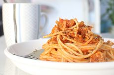 Resep Spaghetti Bolognaise, Menu Praktis untuk 4 Porsi