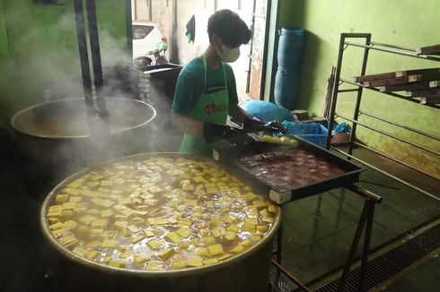 Harga Kedelai Meroket, Perajin Tahu Bandung Ancam Mogok Produksi