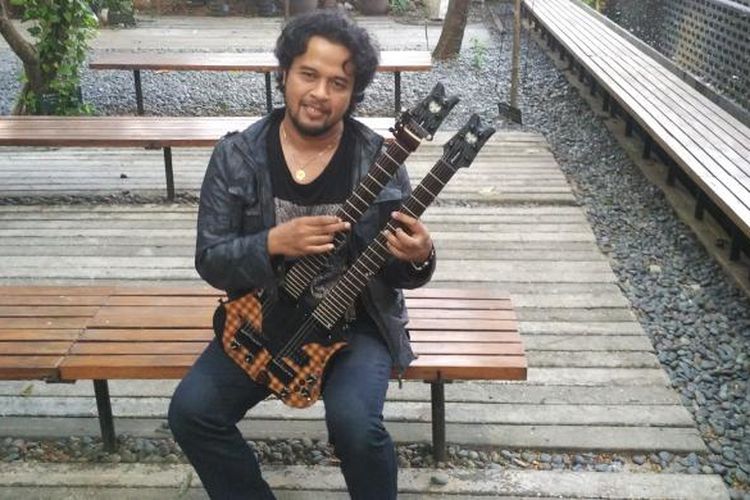 Gitaris I Wayan Balawan di Komunitas Salihara, Pasar Minggu, Jakarta Selatan, Selasa (4/8/2015)