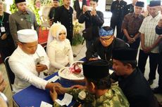 40 Pasang Warga Miskin Menikah di Rumah Dinas Wali Kota Bandung