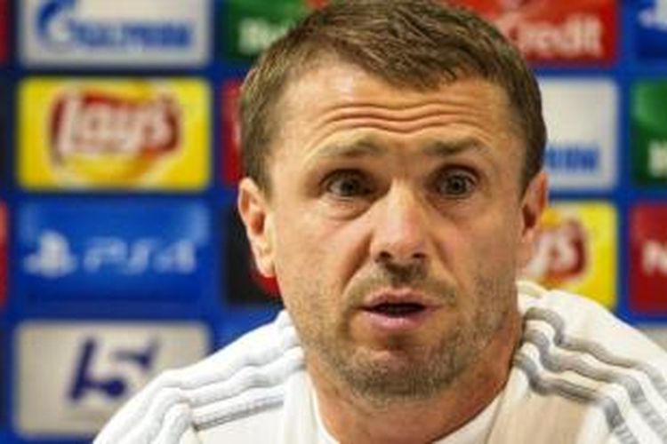 Pelatih Dynamo Kiev, Sergei Rebrov.