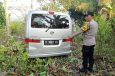 Kronologi Mobil Masuk Kuburan di Banyumas, Sopir Ngantuk Usai Bawa Bantuan untuk Ponpes