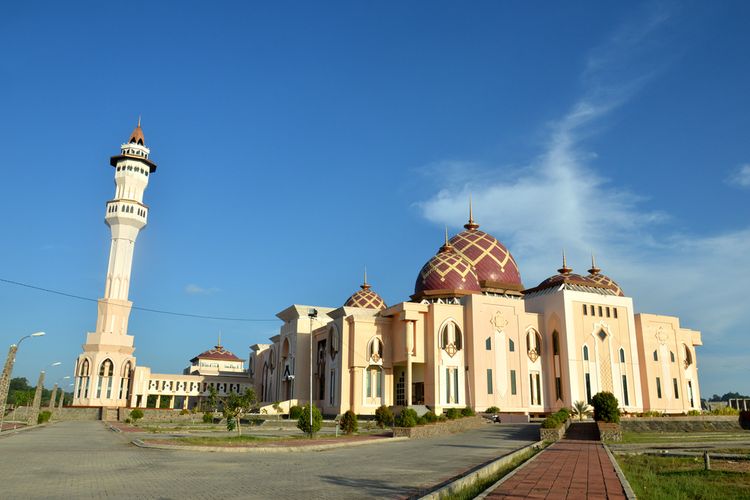 Masjid Agung Baitul Izzah Tarakan