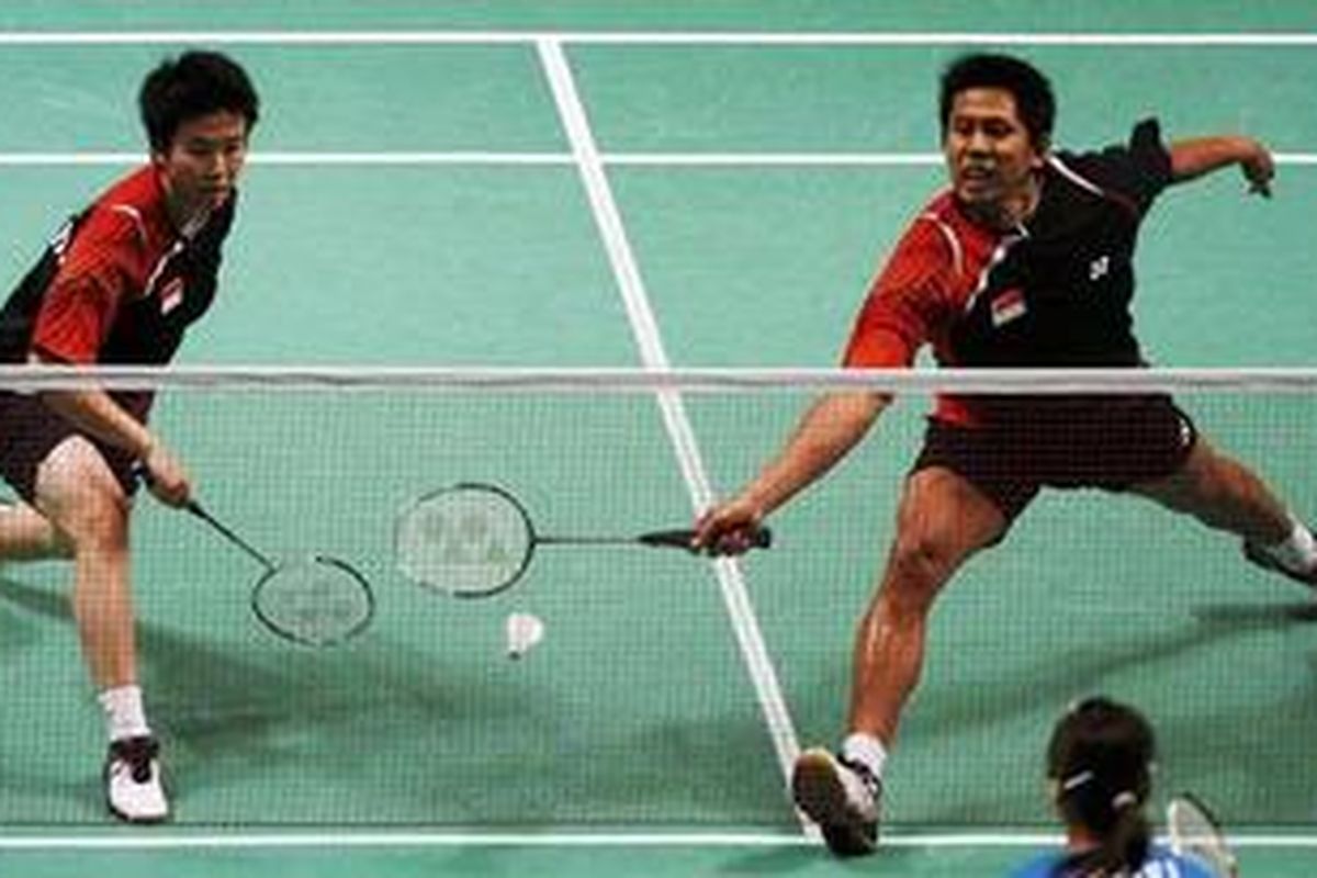 Nova Widianto (kanan), ketika masih di Pelatnas dan berpasangan dengan Liliyana Natsir.