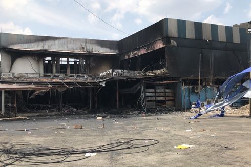 Olah TKP Kebakaran Cahaya Swalayan, Polisi Periksa Saksi dan Ambil Sampel