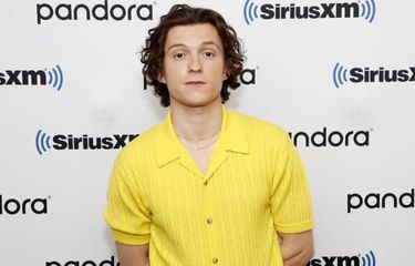 Tom Holland Rehat dari Media Sosial demi Kesehatan Mental