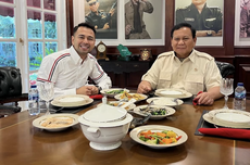 Jalan Kaki Tandu Orang Sakit Selama 5 Jam, Warga Sumbawa: Tolong Kami Pak Prabowo, Kami Menderita