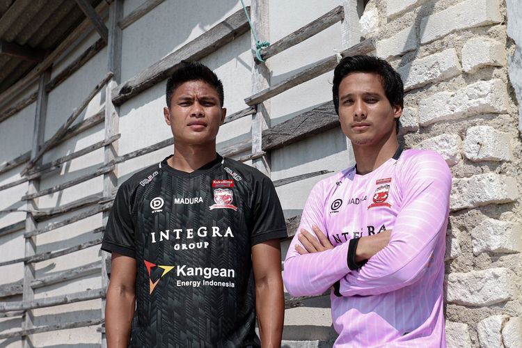 Jersey kedua Madura United untuk Liga 1 2021/2022.