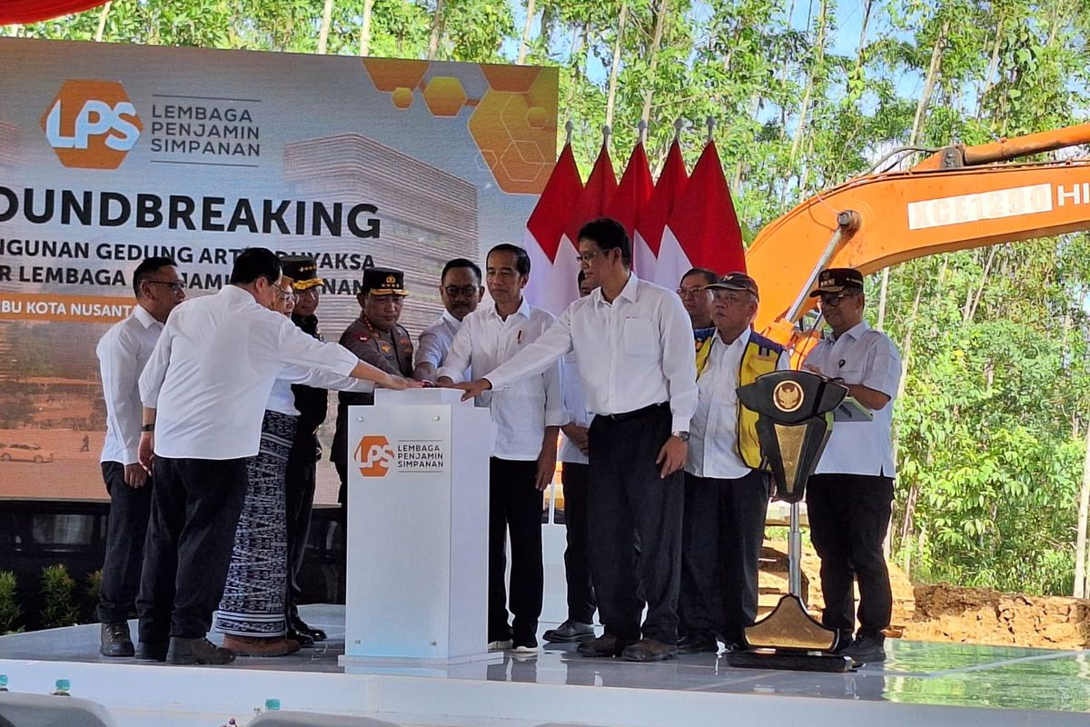 Lembaga Penjamin Simpanan (LPS) melakukan peletakan batu pertama (groundbreaking) pembangunan gedung Arthadhyaksa kantor LPS di Ibu Kota Nusantara (IKN), Selasa (17/1/2024).