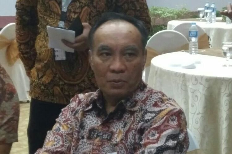 Pejabat Eksekutif Retail Banking Mandiri Donsuwan Simanjuntak di Plaza Mandiri, Jakarta, Senin (7/5/2018).