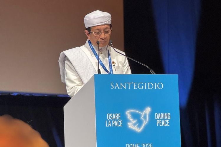 Menteri Agama Nasaruddin Umar menjadi salah satu pembicara pada Forum Internasional untuk Perdamaian ?Daring Peace? yang digelar di Vatikan, Roma.