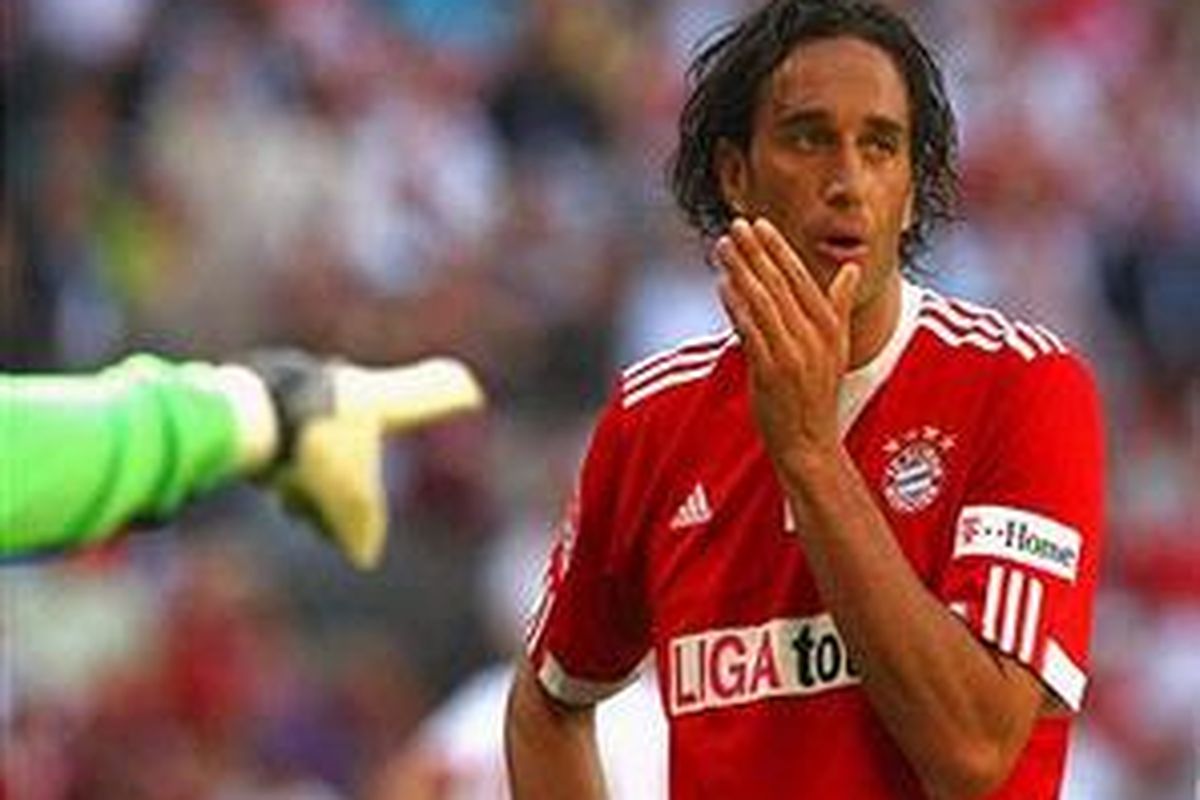 Striker Bayern Muenchen asal Italia, Luca Toni.